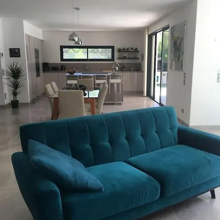 Villa Luxueuse & Calme Avec Piscine *